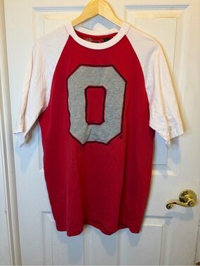 The Ohio State University Block O Red Raglan Short Sleeve Tee Men's - flaw